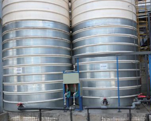 50噸大型塑(sù)膠儲罐